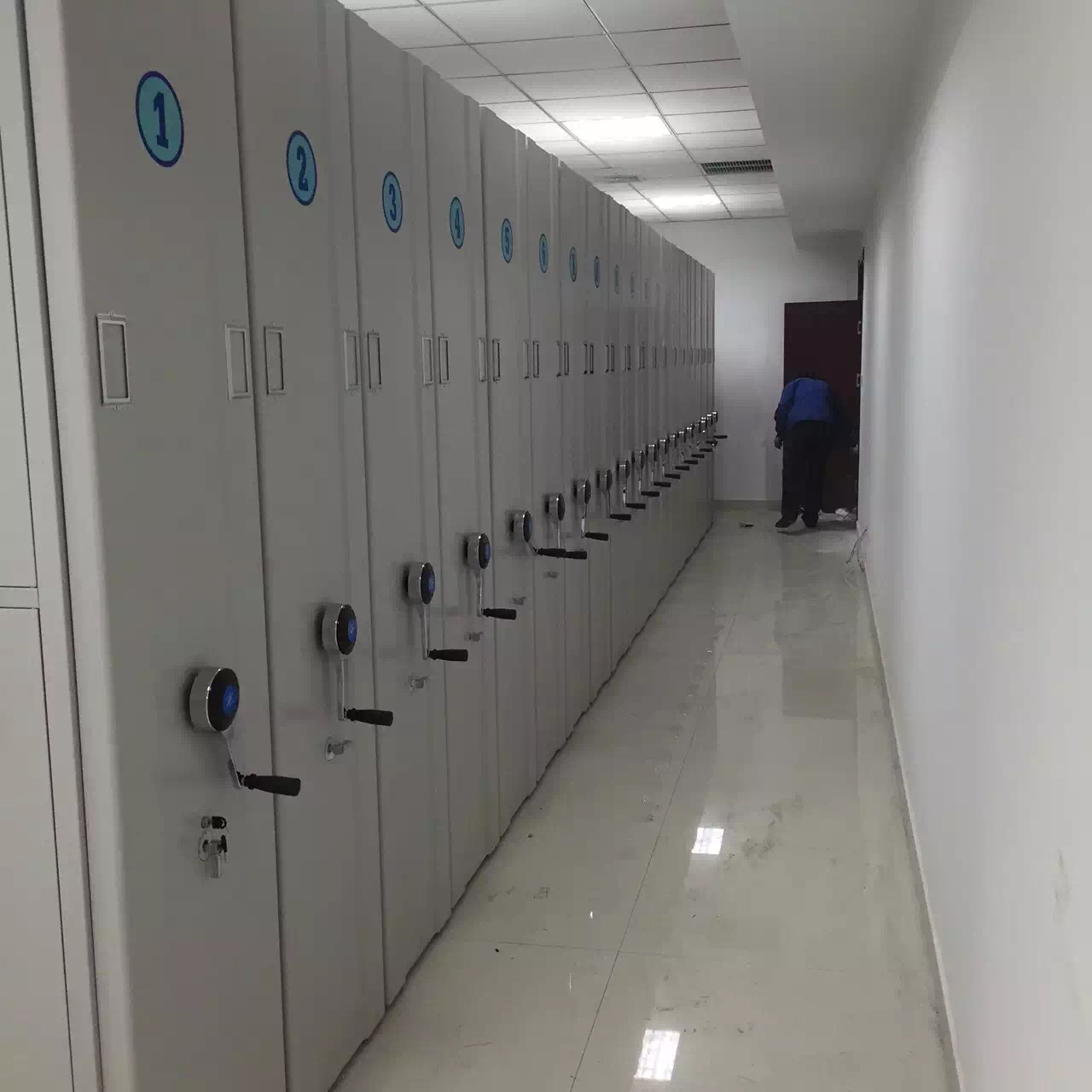 河北唐山密集柜安装完毕